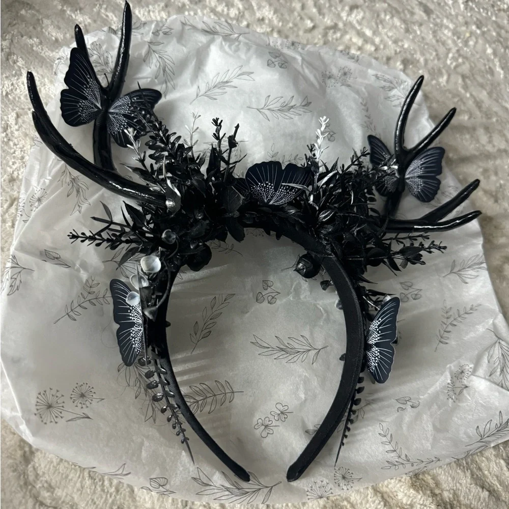 Chic Black Butterfly and Floral Headband - Picture 1 of 6